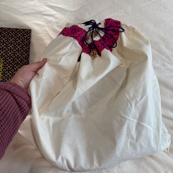 Tory Burch Thea Mini Backpack Pebbled Leather Purse French Gray - Picture 9 of 10